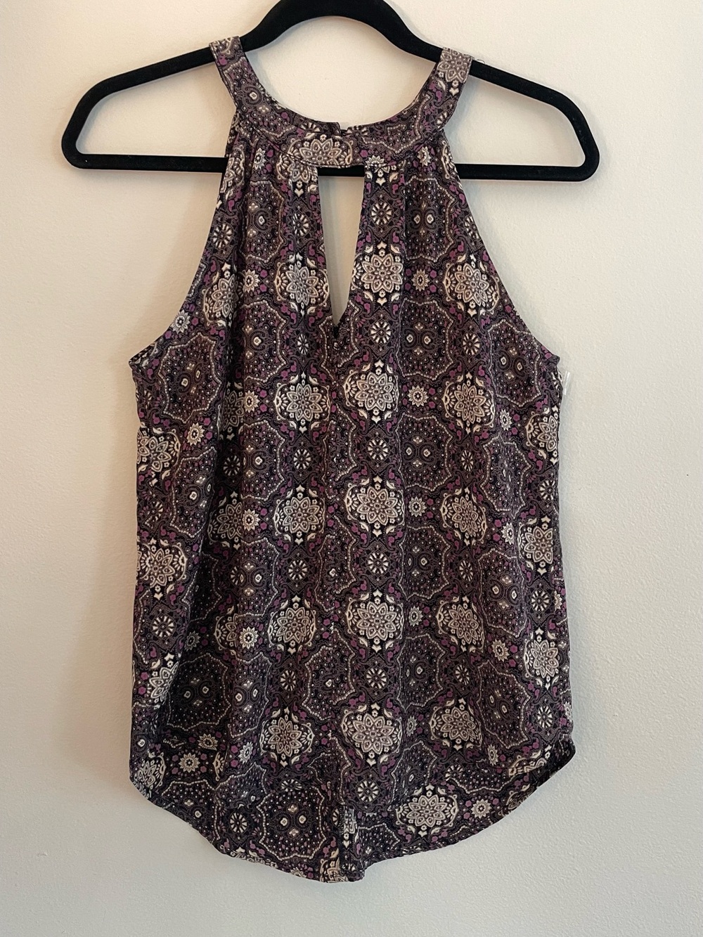 Harlowe & Graham Purple Printed Halter Keyhole Tank